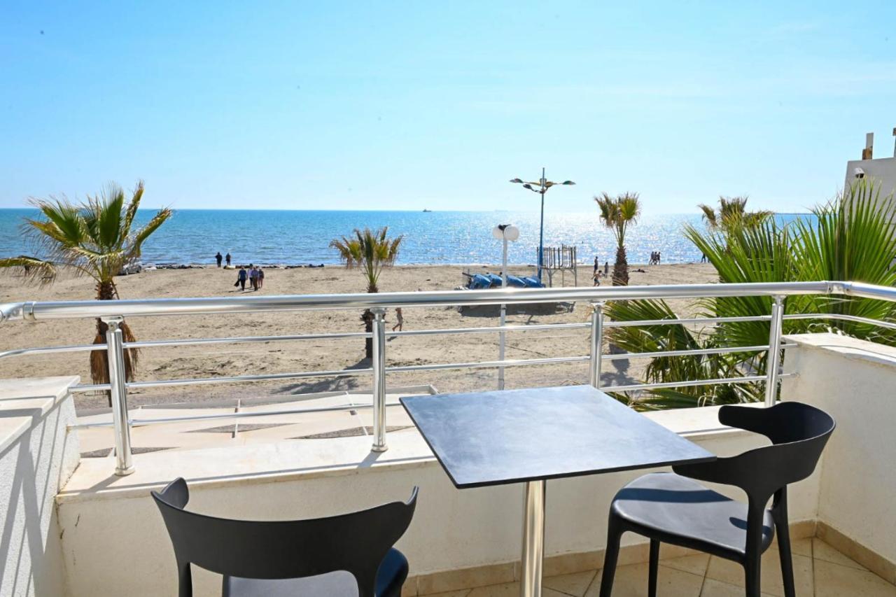 Wave Beachfront Apartments Durres Luaran gambar