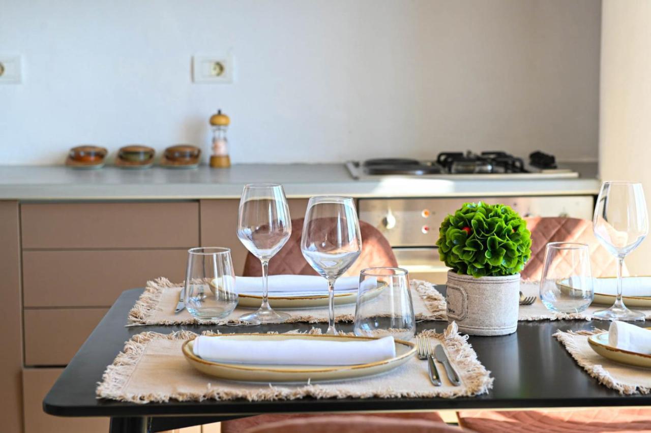 Wave Beachfront Apartments Durres Luaran gambar
