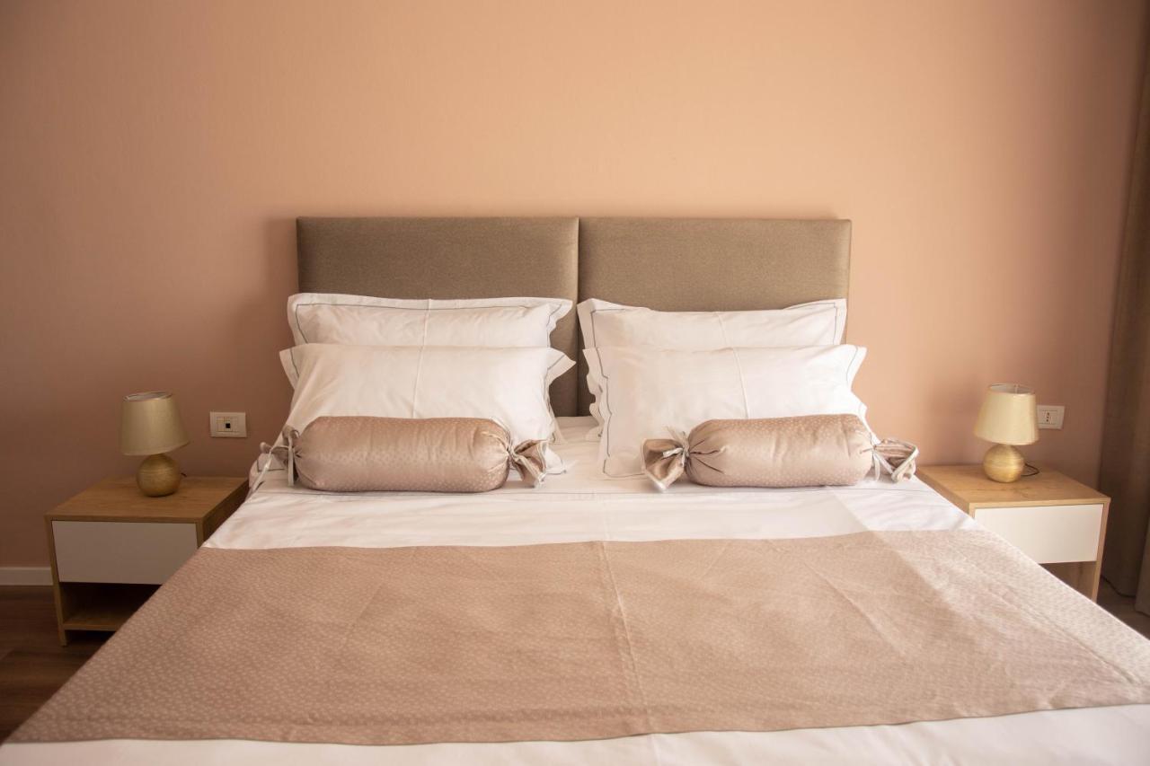 Wave Beachfront Apartments Durres Luaran gambar