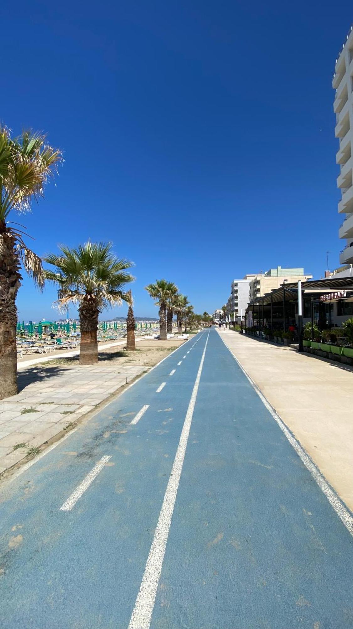 Wave Beachfront Apartments Durres Luaran gambar